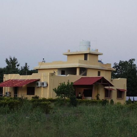 Tigers Heaven Resort Chimur Bagian luar foto