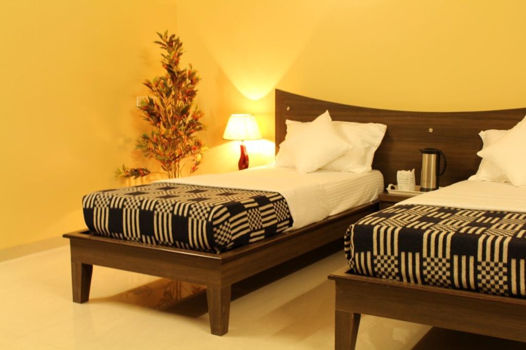 Tigers Heaven Resort Chimur Bagian luar foto